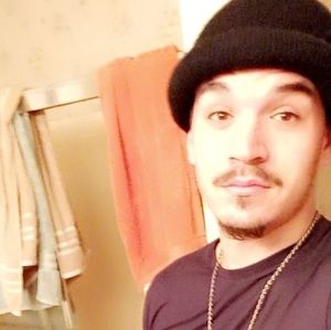 Meet your Posher, Hunter